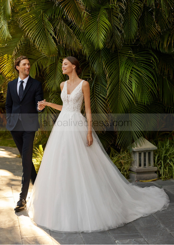 Plunging Neck Ivory Lace Tulle Elegant Wedding Dress